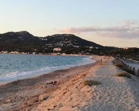 Vue Et Sur Les Iles D'or D'hyeres Апартаменты Йер